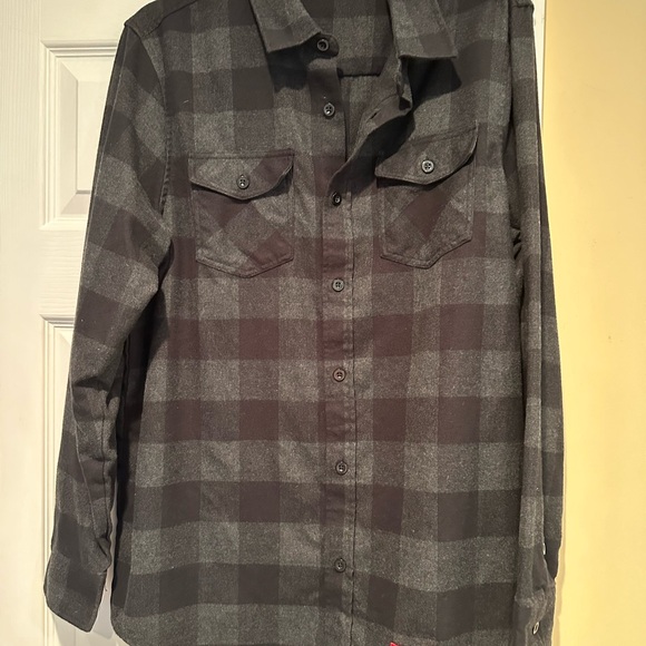 NWT 80eighty Charcoal Flannel Shirt - Picture 3 of 3